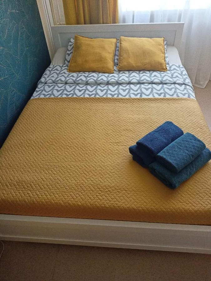 Kawalerka Czestochowa 17 Apartment Ngoại thất bức ảnh