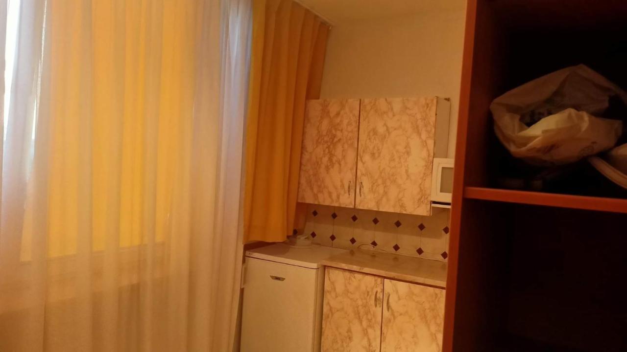 Kawalerka Czestochowa 17 Apartment Ngoại thất bức ảnh