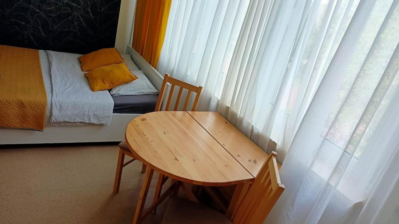 Kawalerka Czestochowa 17 Apartment Ngoại thất bức ảnh
